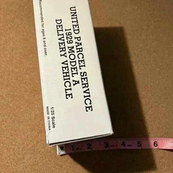 Vintage 1929 Ford UPS Limited Edition Model A Delivery Vehicle - Picture 10 of 11